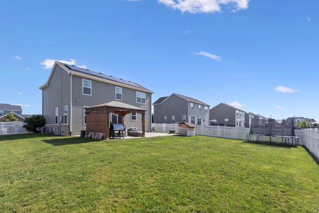 14941 W Groebe Drive, Manhattan, IL 60442