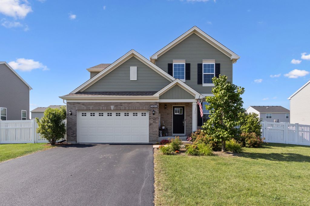 14941 W Groebe Drive, Manhattan, IL 60442