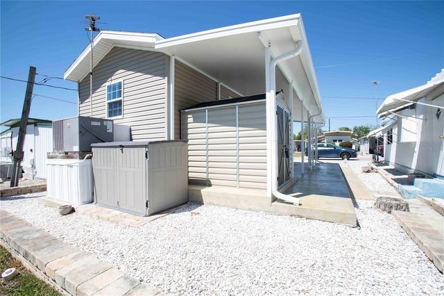 5642 OAK RIDGE AVENUE, New Port Richey, FL 34652