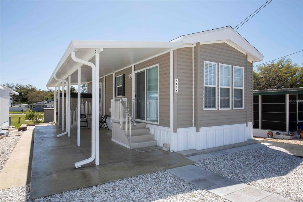 5642 OAK RIDGE AVENUE, New Port Richey, FL 34652