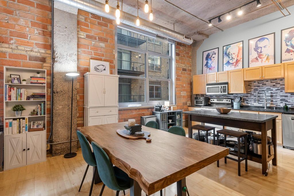 521 S 7th Street 223, Minneapolis, MN 55415 — photo 2