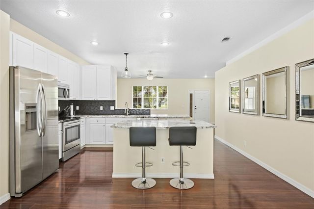 5964 48TH STREET E, Bradenton, FL 34203