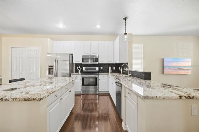 5964 48TH STREET E, Bradenton, FL 34203