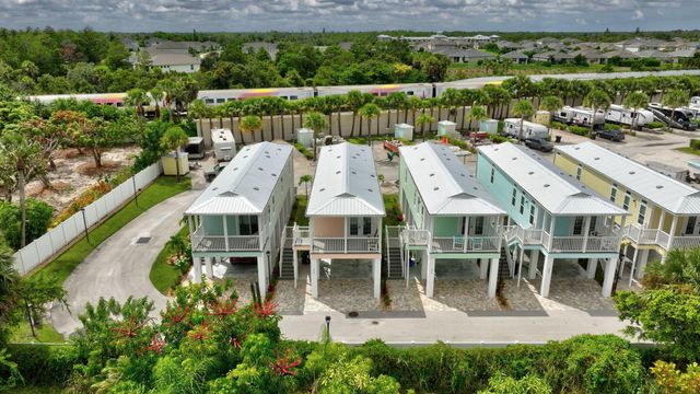 300 NE Coastal Drive, Jensen Beach, FL 34957