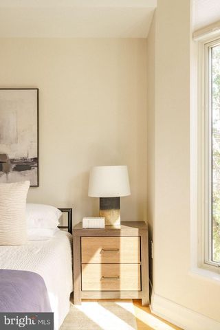 516 S 21ST ST, Philadelphia, PA 19146