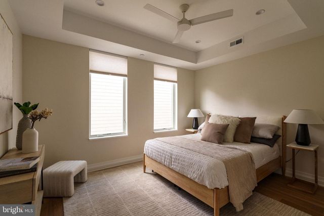 516 S 21ST ST, Philadelphia, PA 19146