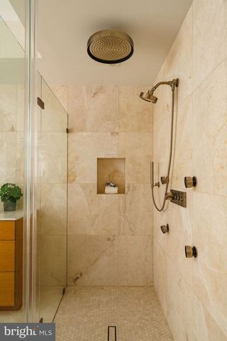 516 S 21ST ST, Philadelphia, PA 19146