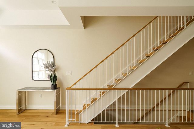 516 S 21ST ST, Philadelphia, PA 19146