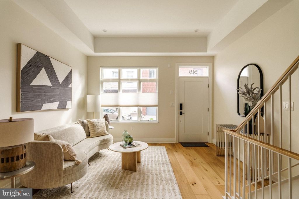 516 S 21ST ST, Philadelphia, PA 19146