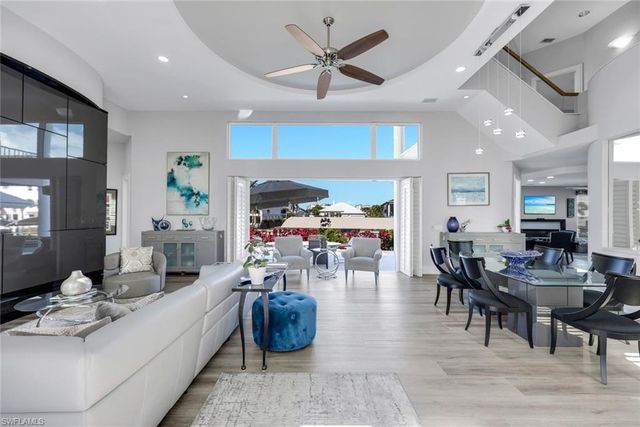 375 Germain AVE, Naples, FL 34108
