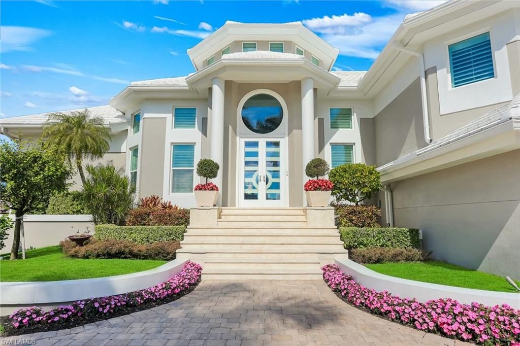 375 Germain AVE, Naples, FL 34108