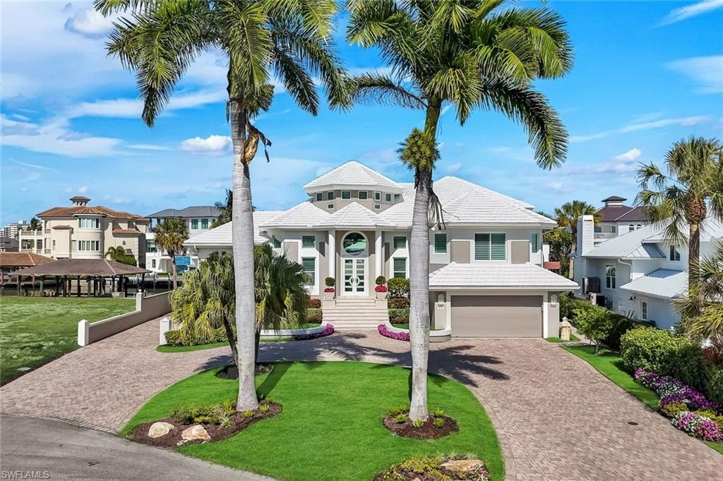 375 Germain AVE, NAPLES, FL 34108 — photo 2