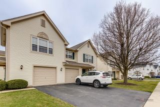 2509 Dickens Drive, Aurora, IL 60503