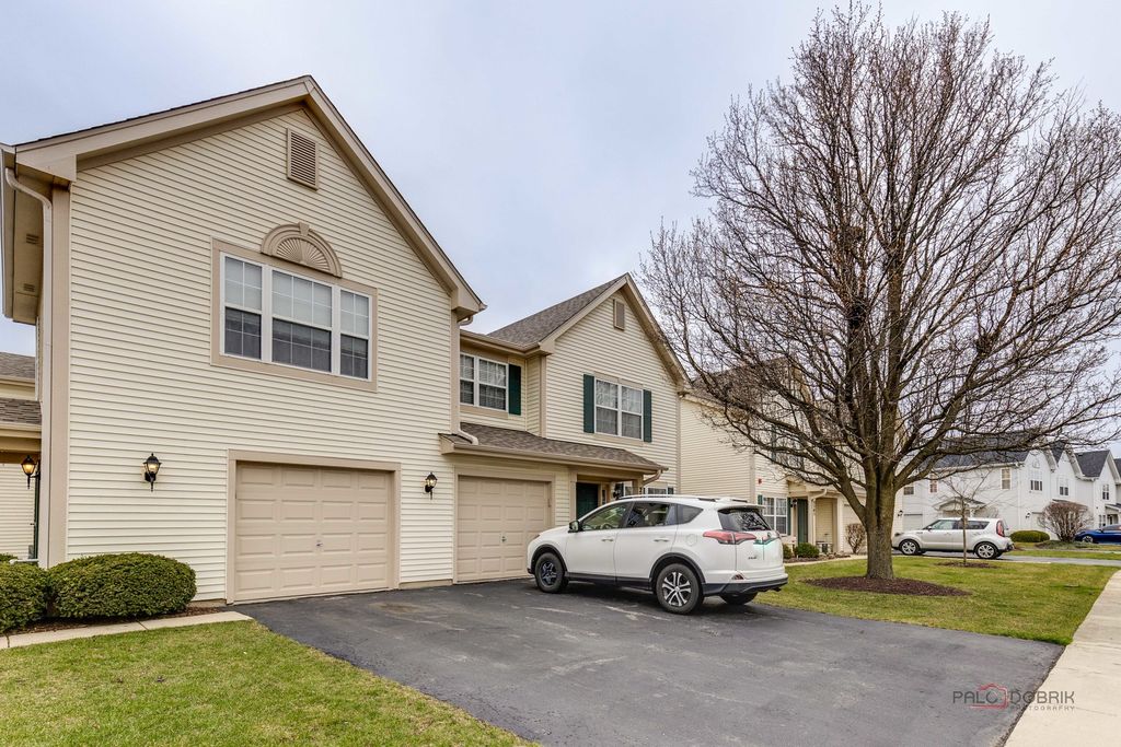 2509 Dickens Drive, Aurora, IL 60503
