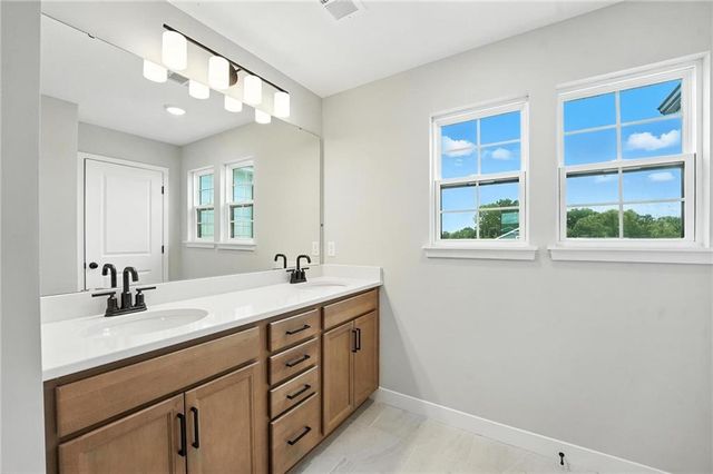 3057 NW 96th Terrace, Kansas City, MO 64154