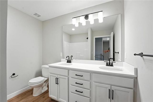 3057 NW 96th Terrace, Kansas City, MO 64154