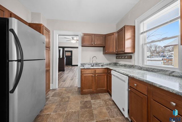 419 N Indiana Ave Avenue, Sioux Falls, SD 57103