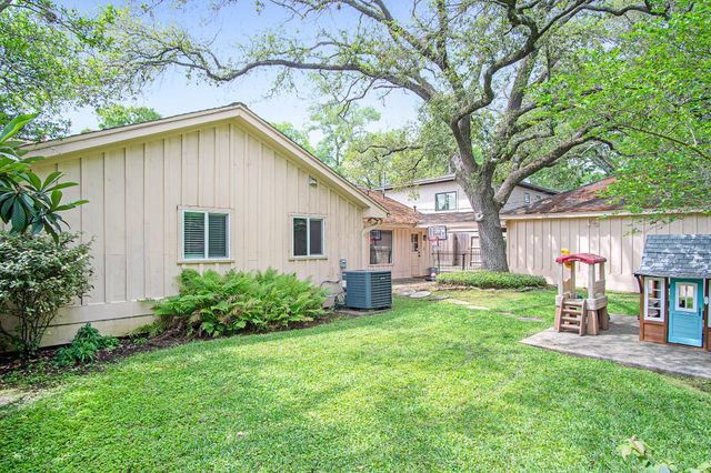 614 Bendwood Drive, Houston, TX 77024