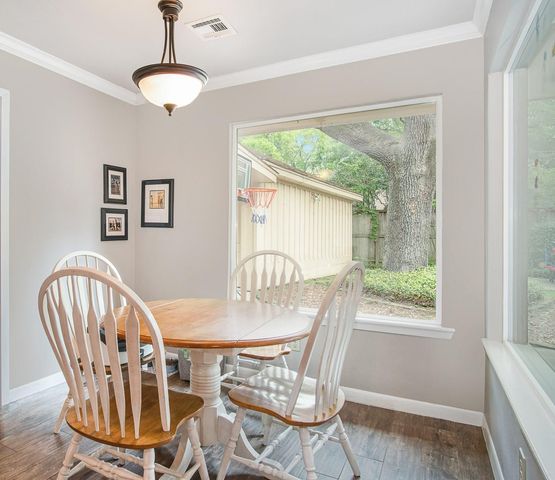 614 Bendwood Drive, Houston, TX 77024