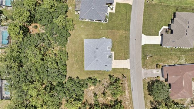84 Vinca Street, Homosassa, FL 34446