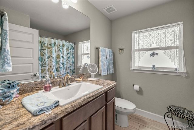 84 Vinca Street, Homosassa, FL 34446