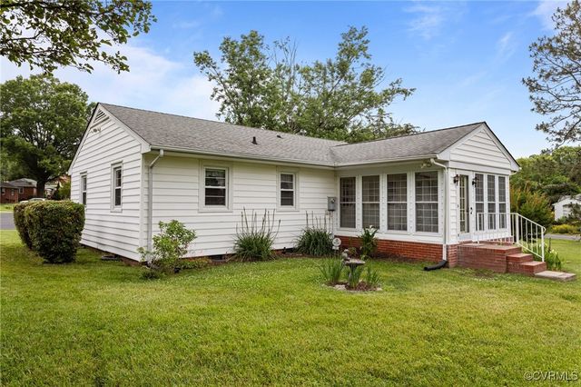 1 Luray Dr, Henrico, VA 23227