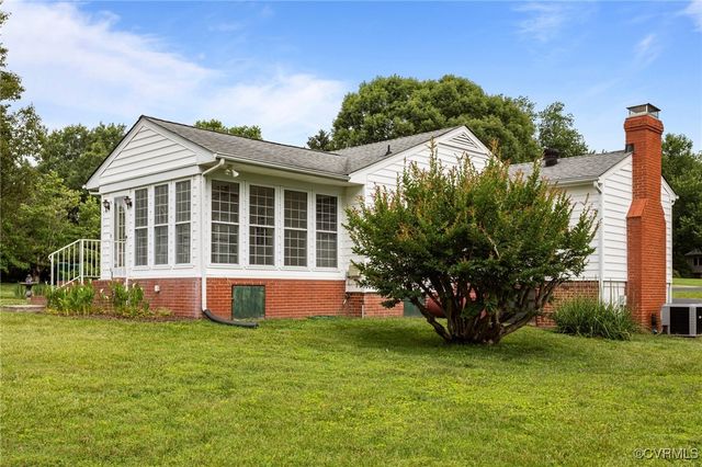 1 Luray Dr, Henrico, VA 23227