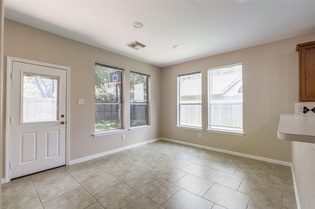 8106 Meadow Pond Drive, Missouri City, TX 77459