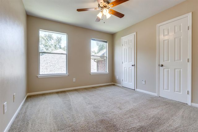 8106 Meadow Pond Drive, Missouri City, TX 77459