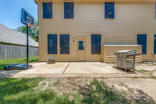 8106 Meadow Pond Drive, Missouri City, TX 77459