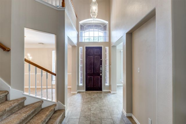 8106 Meadow Pond Drive, Missouri City, TX 77459