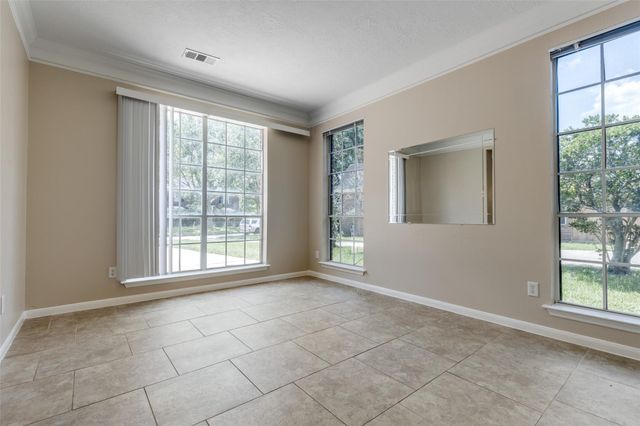 8106 Meadow Pond Drive, Missouri City, TX 77459