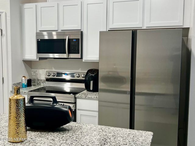 3298 PENNY COVE Lane, Jacksonville, FL 32218