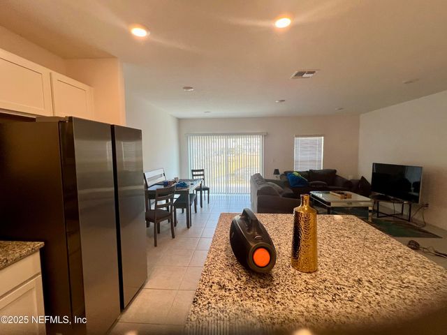 3298 PENNY COVE Lane, Jacksonville, FL 32218