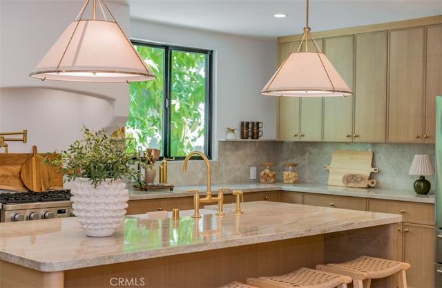 2357 Midvale Ave, Los Angeles, CA 90064