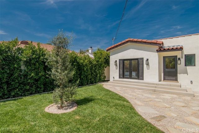 2357 Midvale Ave, Los Angeles, CA 90064