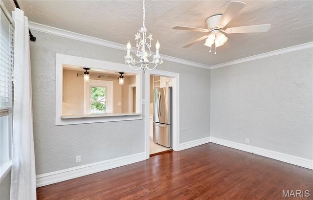 805 Leonard Drive, Rock Hill, MO 63119