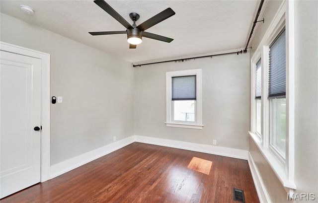 805 Leonard Drive, Rock Hill, MO 63119