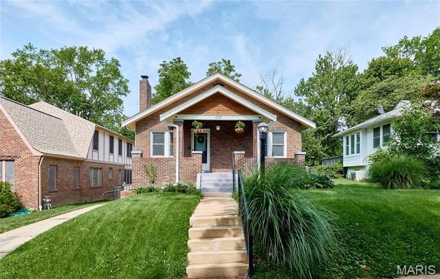 805 Leonard Drive, Rock Hill, MO 63119