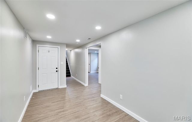 805 Leonard Drive, Rock Hill, MO 63119