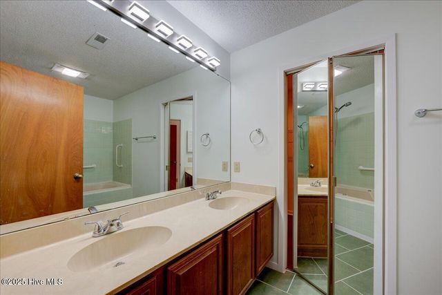 7503 Windward Drive, New Bern, NC 28560