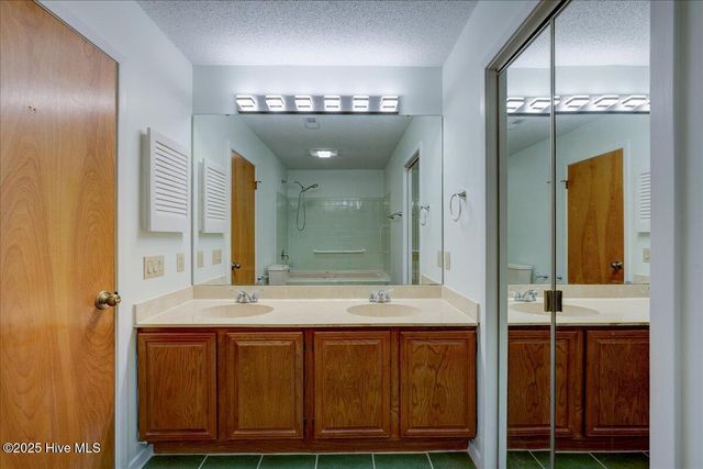 7503 Windward Drive, New Bern, NC 28560