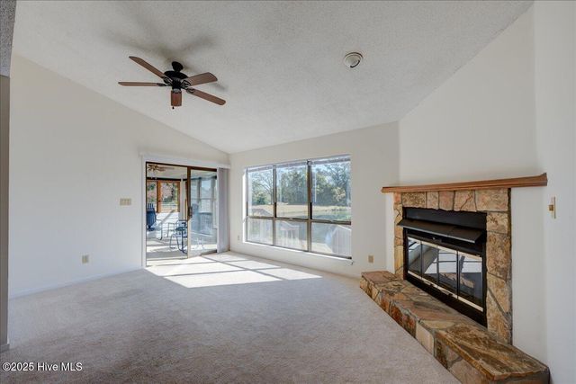 7503 Windward Drive, New Bern, NC 28560