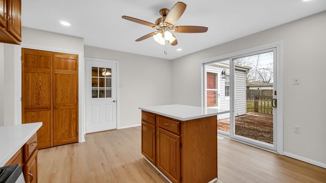 721 Fox River Road, Valparaiso, IN 46385