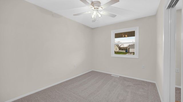 721 Fox River Road, Valparaiso, IN 46385