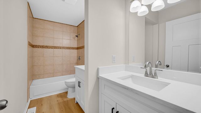 721 Fox River Road, Valparaiso, IN 46385