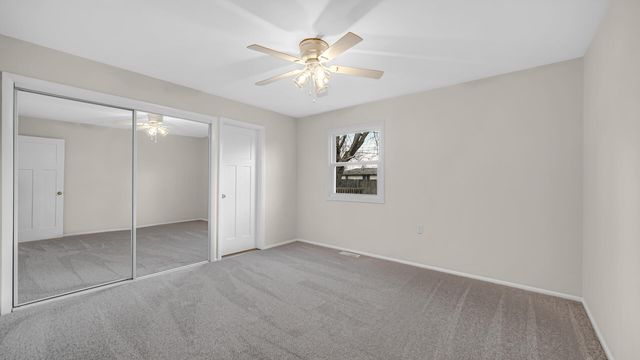 721 Fox River Road, Valparaiso, IN 46385