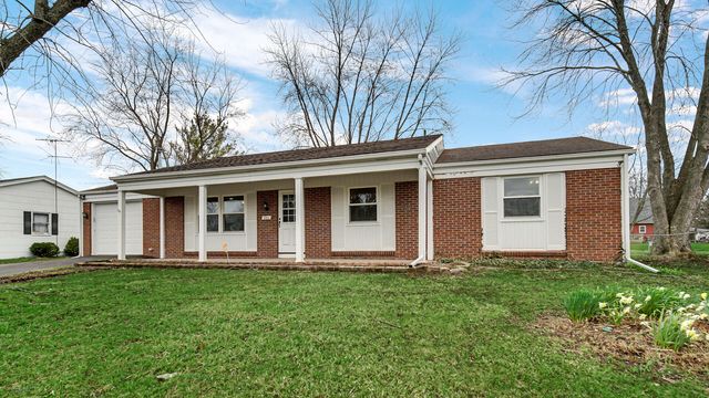721 Fox River Road, Valparaiso, IN 46385