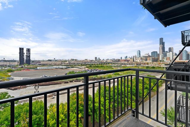 61 W 15th Street 706, Chicago, IL 60605