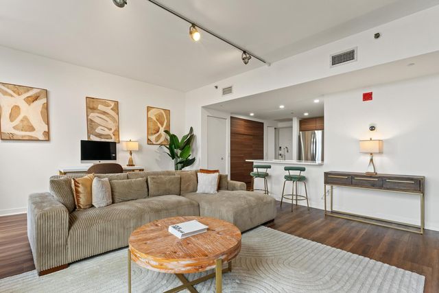 61 W 15th Street 706, Chicago, IL 60605